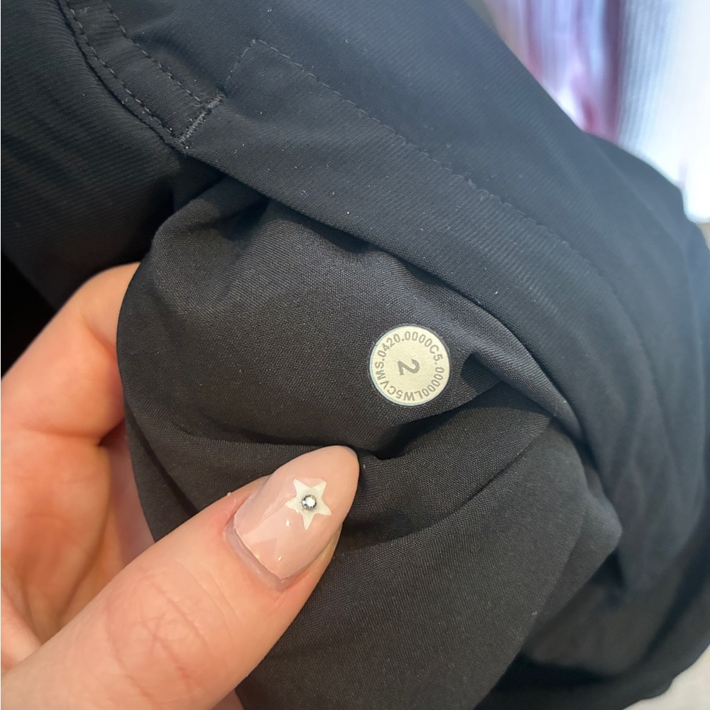 Lululemon Joggers in Black, Woman’s Size 2 - Picture 8 of 8